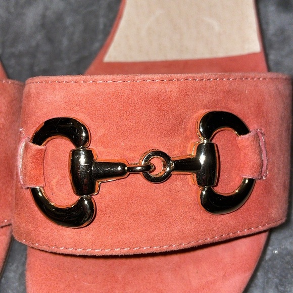 NWOT Patricia Green Horse Bit Sandals. Size 8. Pink/Coral Color.  Low Heel. - Picture 6 of 11